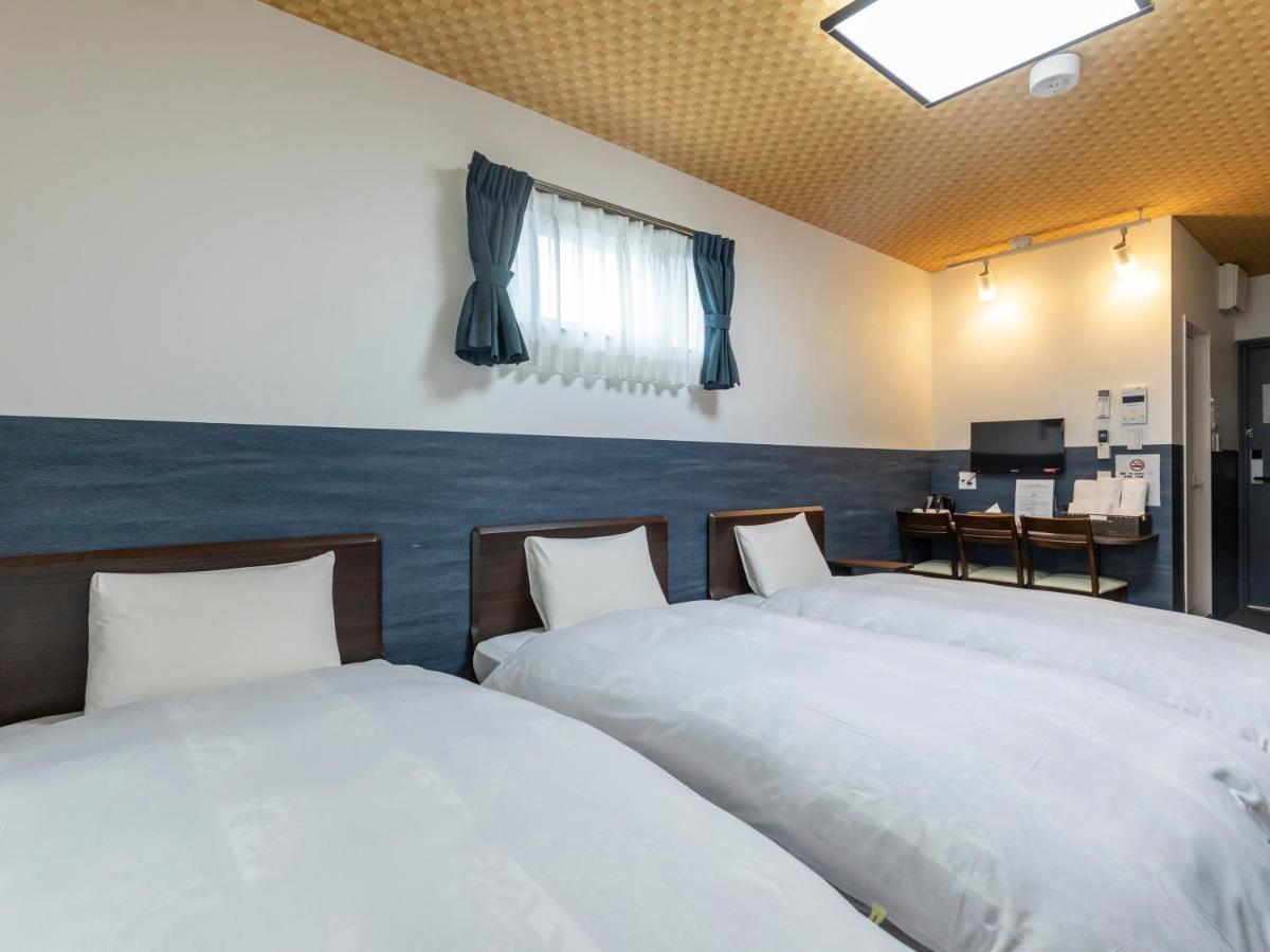 โรงแรม Tabist Kyogura Nijo 2*
